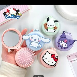 Sanrio Brush With Mirror